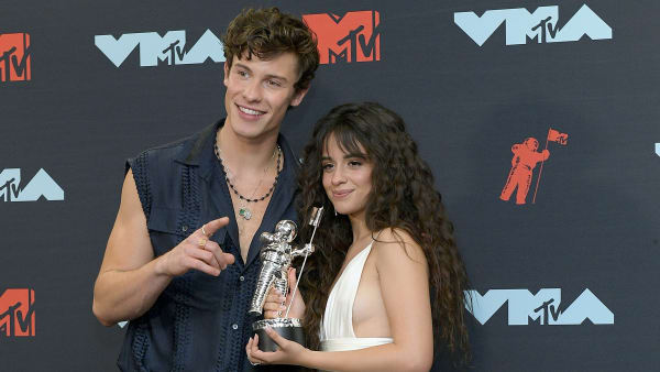 NEWARK, NEW JERSEY - AUGUST 26: Shawn Mendes and Camila Cabello pose in the Press Room during the 2019 MTV Video Music Awards at Prudential Center on August 26, 2019 in Newark, New Jersey. (Photo by Roy Rochlin/Getty Images for MTV) NEWARK, NEW JERSEY - AUGUST 26: Shawn Mendes and Camila Cabello pose in the Press Room during the 2019 MTV Video Music Awards at Prudential Center on August 26, 2019 in Newark, New Jersey. (Photo by Roy Rochlin/Getty Images for MTV)