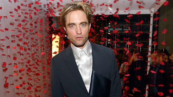 TORONTO, ONTARIO - SEPTEMBER 07: Robert Pattinson attends The Hollywood Foreign Press Association and The Hollywood Reporter party at the 2019 Toronto International Film Festival at Four Seasons Hotel Toronto on September 07, 2019 in Toronto, Canada. (Photo by Matt Winkelmeyer/Getty Images for The Hollywood Reporter) TORONTO, ONTARIO - SEPTEMBER 07: Robert Pattinson attends The Hollywood Foreign Press Association and The Hollywood Reporter party at the 2019 Toronto International Film Festival at Four Seasons Hotel Toronto on September 07, 2019 in Toronto, Canada. (Photo by Matt Winkelmeyer/Getty Images for The Hollywood Reporter)