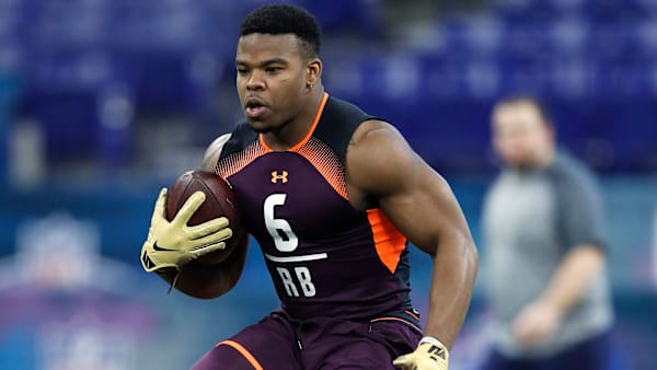 INDIANAPOLIS, IN - MARCH 01: Running back Damien Harris of Alabama works out during day two of the NFL Combine at Lucas Oil Stadium on March 1, 2019 in Indianapolis, Indiana. (Photo by Joe Robbins/Getty Images) INDIANAPOLIS, IN - MARCH 01: Running back Damien Harris of Alabama works out during day two of the NFL Combine at Lucas Oil Stadium on March 1, 2019 in Indianapolis, Indiana. (Photo by Joe Robbins/Getty Images)