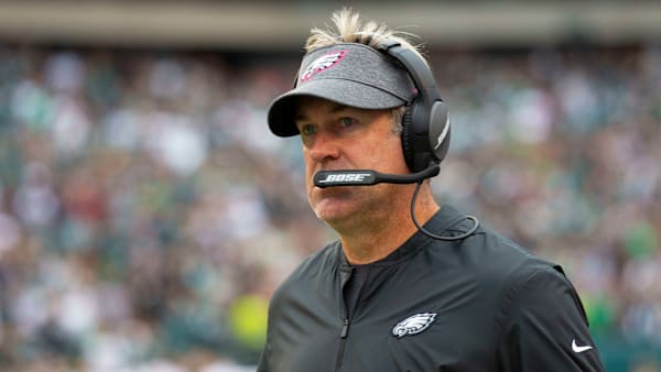 PHILADELPHIA, PA - OCTOBER 06: Head coach Doug Pederson of the Philadelphia Eagles looks on against the New York Jets at Lincoln Financial Field on October 6, 2019 in Philadelphia, Pennsylvania. (Photo by Mitchell Leff/Getty Images) PHILADELPHIA, PA - OCTOBER 06: Head coach Doug Pederson of the Philadelphia Eagles looks on against the New York Jets at Lincoln Financial Field on October 6, 2019 in Philadelphia, Pennsylvania. (Photo by Mitchell Leff/Getty Images)