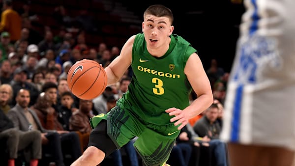 Payton Pritchard leads the Oregon Ducks in points (18.7) and assists (5.9) per game this season. Payton Pritchard leads the Oregon Ducks in points (18.7) and assists (5.9) per game this season.