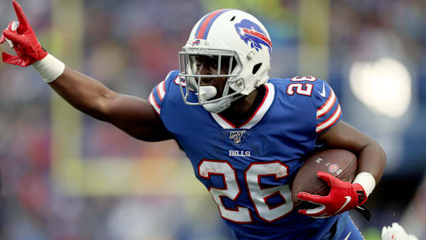 ORCHARD PARK, NEW YORK - OCTOBER 27: Devin Singletary #26 of the Buffalo Bills signals while scoring a touchdown off of a pass from Josh Allen #17 of the Buffalo Bills during the third quarter of an NFL game at New Era Field on October 27, 2019 in Orchard Park, New York. (Photo by Bryan M. Bennett/Getty Images) ORCHARD PARK, NEW YORK - OCTOBER 27: Devin Singletary #26 of the Buffalo Bills signals while scoring a touchdown off of a pass from Josh Allen #17 of the Buffalo Bills during the third quarter of an NFL game at New Era Field on October 27, 2019 in Orchard Park, New York. (Photo by Bryan M. Bennett/Getty Images)