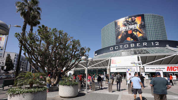 Video Game Manufacturers Show Off Their Latest Products At Annual E3 Conference Video Game Manufacturers Show Off Their Latest Products At Annual E3 Conference