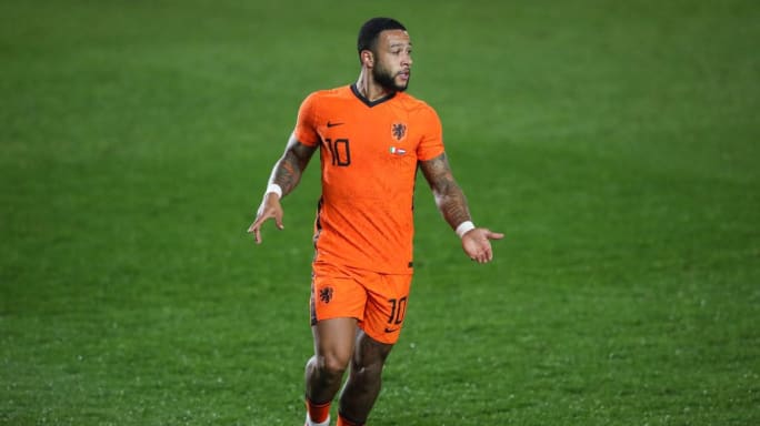 Barcelona Identify Donyell Malen As January Alternative To Memphis Depay