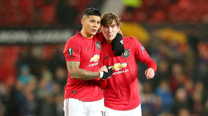 Marcos Rojo Sergio Romero Close To Man Utd Exits