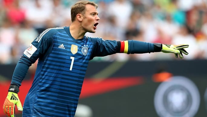 Chelsea Reportedly Target Bayern S Manuel Neuer As Replacement For