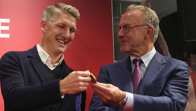 German Midfielder Bastian Schweinsteiger Inducted Into Fc Bayern Hall Of Fame 90min
