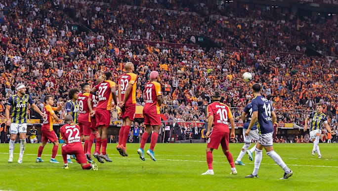Fenerbahce Vs Galatasaray Tv Ubertragung Livestream Team News German Site
