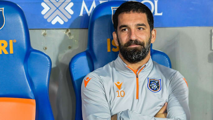 Masih Punya Kontrak Di Barcelona Arda Turan Akui Ingin Bermain Dengan Blaugrana 90min