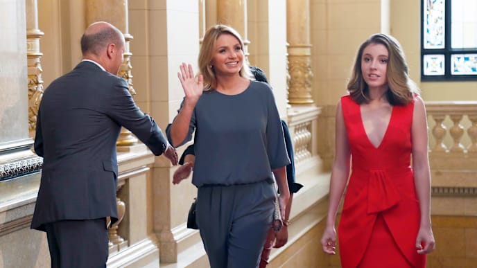 HAMBURG, GERMANY - JULY 08: First Mayor of Hamburg Olaf Scholz (L) welcomes Angelica Rivera (C), partner of Mexico's President Enrique Pena Nieto, and her daughter Regina Castro (R) during the partner program of G20 summit at the Hamburg Town Hall prior to the partner program of G20 summit on the second day of the G20 summit on July 8, 2017 in Hamburg, Germany. Leaders of the G20 group of nations are meeting for the July 7-8 summit. Topics high on the agenda for the summit include climate policy and development programs for African economies. (Photo by Friedemann Vogel - Pool/Getty Images) HAMBURG, GERMANY - JULY 08: First Mayor of Hamburg Olaf Scholz (L) welcomes Angelica Rivera (C), partner of Mexico's President Enrique Pena Nieto, and her daughter Regina Castro (R) during the partner program of G20 summit at the Hamburg Town Hall prior to the partner program of G20 summit on the second day of the G20 summit on July 8, 2017 in Hamburg, Germany. Leaders of the G20 group of nations are meeting for the July 7-8 summit. Topics high on the agenda for the summit include climate policy and development programs for African economies. (Photo by Friedemann Vogel - Pool/Getty Images)