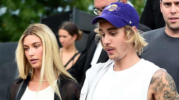 NEW YORK, NY - SEPTEMBER 06: Hailey Baldwin (L) and Justin Bieber attend the John Elliott front row during New York Fashion Week: The Shows on September 6, 2018 in New York City. (Photo by Theo Wargo/Getty Images for NYFW: The Shows) NEW YORK, NY - SEPTEMBER 06: Hailey Baldwin (L) and Justin Bieber attend the John Elliott front row during New York Fashion Week: The Shows on September 6, 2018 in New York City. (Photo by Theo Wargo/Getty Images for NYFW: The Shows)