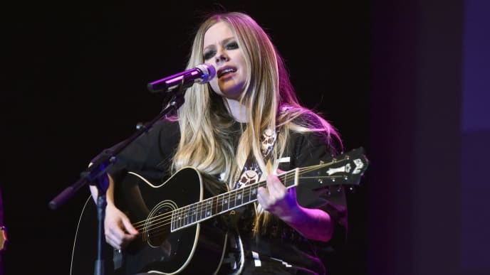 NAPA, CALIFORNIA - NOVEMBER 01: Avril Lavigne performs during 2019 Live in the Vineyard at the Uptown Theatre on November 01, 2019 in Napa, California. (Photo by Tim Mosenfelder/Getty Images) NAPA, CALIFORNIA - NOVEMBER 01: Avril Lavigne performs during 2019 Live in the Vineyard at the Uptown Theatre on November 01, 2019 in Napa, California. (Photo by Tim Mosenfelder/Getty Images)