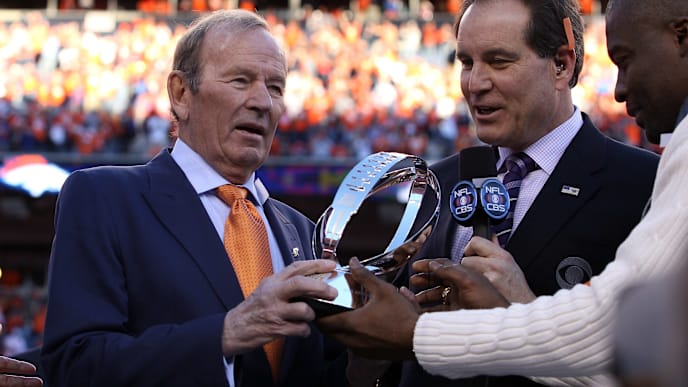 DENVER, CO - JANUARY 19: Team owner of the Denver Broncos Pat Bowlen celebrates after they defeated the New England Patriots 26 to 16 during the AFC Championship game at Sports Authority Field at Mile High on January 19, 2014 in Denver, Colorado. (Photo by Doug Pensinger/Getty Images) DENVER, CO - JANUARY 19: Team owner of the Denver Broncos Pat Bowlen celebrates after they defeated the New England Patriots 26 to 16 during the AFC Championship game at Sports Authority Field at Mile High on January 19, 2014 in Denver, Colorado. (Photo by Doug Pensinger/Getty Images)