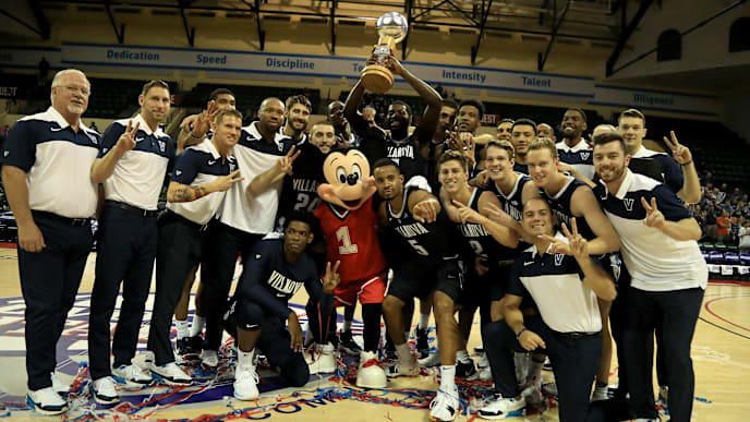 ORLANDO, FLORIDA - NOVEMBER 25: Villanova Wildcats celebrate winning the Advocare Invitational against the Florida State Seminoles at HP Field House on November 25, 2018 in Orlando, Florida. (Photo by Sam Greenwood/Getty Images) ORLANDO, FLORIDA - NOVEMBER 25: Villanova Wildcats celebrate winning the Advocare Invitational against the Florida State Seminoles at HP Field House on November 25, 2018 in Orlando, Florida. (Photo by Sam Greenwood/Getty Images)