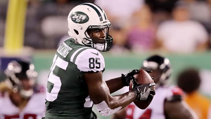 EAST RUTHERFORD, NJ - AUGUST 10: Neal Sterling #85 of the New York Jets catches a pass in the second quarter against the Atlanta Falcons during a preseason game at MetLife Stadium on August 10, 2018 in East Rutherford, New Jersey. (Photo by Elsa/Getty Images) EAST RUTHERFORD, NJ - AUGUST 10: Neal Sterling #85 of the New York Jets catches a pass in the second quarter against the Atlanta Falcons during a preseason game at MetLife Stadium on August 10, 2018 in East Rutherford, New Jersey. (Photo by Elsa/Getty Images)