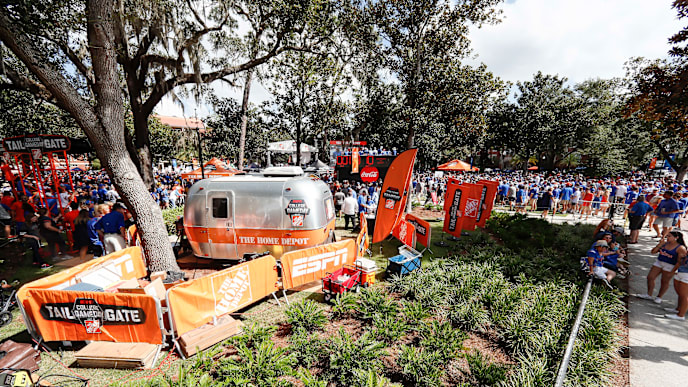 GAINESVILLE, FLORIDA - OCTOBER 05: Fans gather for ESPN's College Gameday at the University of Florida on October 05, 2019 in Gainesville, Florida. (Photo by James Gilbert/Getty Images) GAINESVILLE, FLORIDA - OCTOBER 05: Fans gather for ESPN's College Gameday at the University of Florida on October 05, 2019 in Gainesville, Florida. (Photo by James Gilbert/Getty Images)