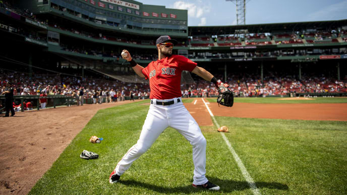 BOSTON, MA - AUGUST 18: Chris Owings #36 of the Boston Red Sox warms up before a game against the Baltimore Orioles on August 18, 2019 at Fenway Park in Boston, Massachusetts. (Photo by Billie Weiss/Boston Red Sox/Getty Images) BOSTON, MA - AUGUST 18: Chris Owings #36 of the Boston Red Sox warms up before a game against the Baltimore Orioles on August 18, 2019 at Fenway Park in Boston, Massachusetts. (Photo by Billie Weiss/Boston Red Sox/Getty Images)