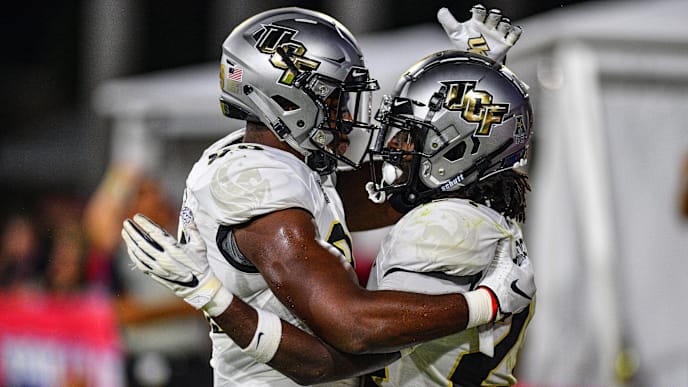 BOCA RATON, FLORIDA - SEPTEMBER 07: Bentavious Thompson #24 of the UCF Knights scores a touchdown in the second half against the Florida Atlantic Owls at FAU Stadium on September 07, 2019 in Boca Raton, Florida. (Photo by Mark Brown/Getty Images) BOCA RATON, FLORIDA - SEPTEMBER 07: Bentavious Thompson #24 of the UCF Knights scores a touchdown in the second half against the Florida Atlantic Owls at FAU Stadium on September 07, 2019 in Boca Raton, Florida. (Photo by Mark Brown/Getty Images)