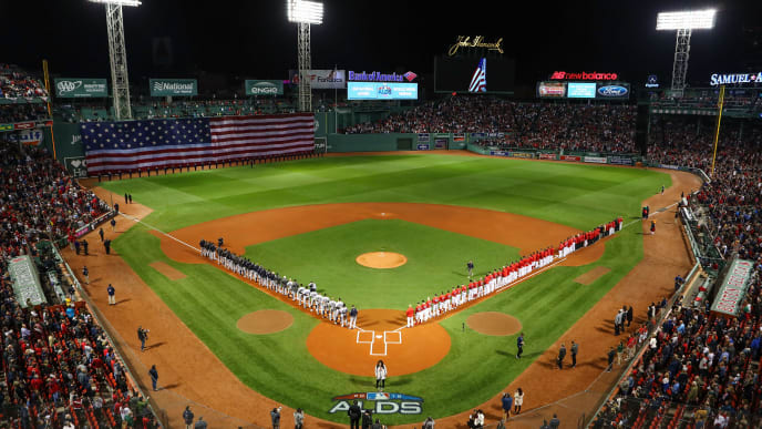 BOSTON, MA - OCTOBER 05: An overall view of the New York Yankees and Boston Red Sox during the national anthem for Game One of the American League Division Series at Fenway Park on October 5, 2018 in Boston, Massachusetts. (Photo by Tim Bradbury/Getty Images) BOSTON, MA - OCTOBER 05: An overall view of the New York Yankees and Boston Red Sox during the national anthem for Game One of the American League Division Series at Fenway Park on October 5, 2018 in Boston, Massachusetts. (Photo by Tim Bradbury/Getty Images)