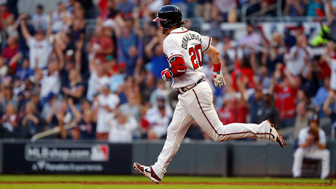 ATLANTA, GEORGIA - OCTOBER 09: Josh Donaldson #20 of the Atlanta Braves hits a solo home run against the St. Louis Cardinals during the fourth inning in game five of the National League Division Series at SunTrust Park on October 09, 2019 in Atlanta, Georgia. (Photo by Kevin C. Cox/Getty Images) ATLANTA, GEORGIA - OCTOBER 09: Josh Donaldson #20 of the Atlanta Braves hits a solo home run against the St. Louis Cardinals during the fourth inning in game five of the National League Division Series at SunTrust Park on October 09, 2019 in Atlanta, Georgia. (Photo by Kevin C. Cox/Getty Images)