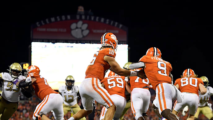 Travis Etienne Could Steal The Heisman Trophy From Clemson