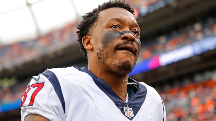 DENVER, CO - NOVEMBER 4: Wide receiver Demaryius Thomas #87 of the Houston Texans walks off the field after warming up before a game against the Denver Broncos at Broncos Stadium at Mile High on November 4, 2018 in Denver, Colorado. (Photo by Justin Edmonds/Getty Images) DENVER, CO - NOVEMBER 4: Wide receiver Demaryius Thomas #87 of the Houston Texans walks off the field after warming up before a game against the Denver Broncos at Broncos Stadium at Mile High on November 4, 2018 in Denver, Colorado. (Photo by Justin Edmonds/Getty Images)