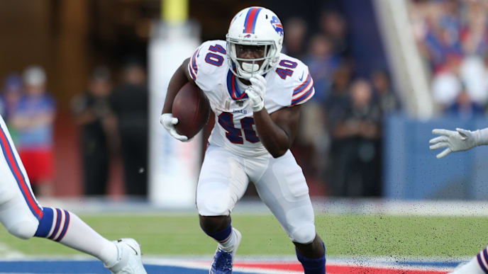 ORCHARD PARK, NEW YORK - AUGUST 08: Devin Singletary #40 of the Buffalo Bills runs the ball during a preseason game against the Indianapolis Colts at New Era Field on August 08, 2019 in Orchard Park, New York. (Photo by Bryan M. Bennett/Getty Images) ORCHARD PARK, NEW YORK - AUGUST 08: Devin Singletary #40 of the Buffalo Bills runs the ball during a preseason game against the Indianapolis Colts at New Era Field on August 08, 2019 in Orchard Park, New York. (Photo by Bryan M. Bennett/Getty Images)