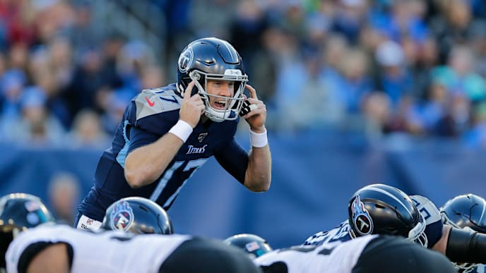 NASHVILLE, TENNESSEE - NOVEMBER 24: Ryan Tannehill #17 of the Tennessee Titans calls a play against the Jacksonville Jaguars during the first quarter of the game at Nissan Stadium on November 24, 2019 in Nashville, Tennessee. (Photo by Silas Walker/Getty Images) NASHVILLE, TENNESSEE - NOVEMBER 24: Ryan Tannehill #17 of the Tennessee Titans calls a play against the Jacksonville Jaguars during the first quarter of the game at Nissan Stadium on November 24, 2019 in Nashville, Tennessee. (Photo by Silas Walker/Getty Images)