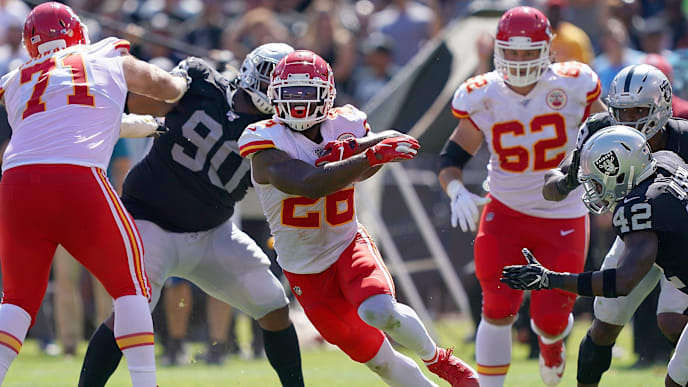 OAKLAND, CA - SEPTEMBER 15: LeSean McCoy #25 of the Kansas City Chiefs carries the ball against the Oakland Raiders during the second quarter of an NFL football game at RingCentral Coliseum on September 15, 2019 in Oakland, California. (Photo by Thearon W. Henderson/Getty Images) OAKLAND, CA - SEPTEMBER 15: LeSean McCoy #25 of the Kansas City Chiefs carries the ball against the Oakland Raiders during the second quarter of an NFL football game at RingCentral Coliseum on September 15, 2019 in Oakland, California. (Photo by Thearon W. Henderson/Getty Images)