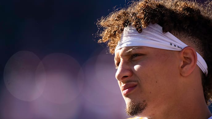 NASHVILLE, TN - NOVEMBER 10: Patrick Mahomes #15 of the Kansas City Chiefs watches game action from the sideline during the fourth quarter against the Tennessee Titans at Nissan Stadium on November 10, 2019 in Nashville, Tennessee. Tennessee defeats Kansas City 35-32. (Photo by Brett Carlsen/Getty Images) NASHVILLE, TN - NOVEMBER 10: Patrick Mahomes #15 of the Kansas City Chiefs watches game action from the sideline during the fourth quarter against the Tennessee Titans at Nissan Stadium on November 10, 2019 in Nashville, Tennessee. Tennessee defeats Kansas City 35-32. (Photo by Brett Carlsen/Getty Images)
