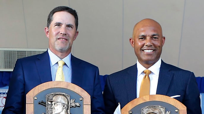 COOPERSTOWN, NEW YORK - JULY 21: Mike Mussina (L) and Mariano Rivera # of the New York Yankees hold their plaques during the Baseball Hall of Fame induction ceremony at Clark Sports Center on July 21, 2019 in Cooperstown, New York. (Photo by Jim McIsaac/Getty Images) COOPERSTOWN, NEW YORK - JULY 21: Mike Mussina (L) and Mariano Rivera # of the New York Yankees hold their plaques during the Baseball Hall of Fame induction ceremony at Clark Sports Center on July 21, 2019 in Cooperstown, New York. (Photo by Jim McIsaac/Getty Images)