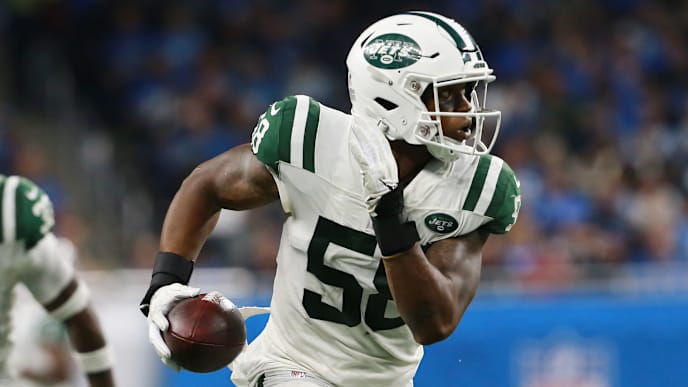 DETROIT, MI - SEPTEMBER 10: Darron Lee #58 of the New York Jets runs the ball in the third quarter against the Detroit Lions at Ford Field on September 10, 2018 in Detroit, Michigan. (Photo by Rey Del Rio/Getty Images) DETROIT, MI - SEPTEMBER 10: Darron Lee #58 of the New York Jets runs the ball in the third quarter against the Detroit Lions at Ford Field on September 10, 2018 in Detroit, Michigan. (Photo by Rey Del Rio/Getty Images)