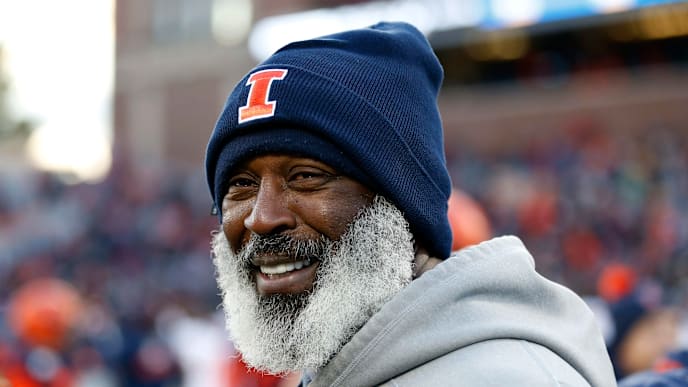 CHAMPAIGN, ILLINOIS - NOVEMBER 02: Head coach Lovie Smith of the Illinois Fighting Illini on the field after a win over the Rutgers Scarlet Knights at Memorial Stadium on November 02, 2019 in Champaign, Illinois. (Photo by Justin Casterline/Getty Images) CHAMPAIGN, ILLINOIS - NOVEMBER 02: Head coach Lovie Smith of the Illinois Fighting Illini on the field after a win over the Rutgers Scarlet Knights at Memorial Stadium on November 02, 2019 in Champaign, Illinois. (Photo by Justin Casterline/Getty Images)