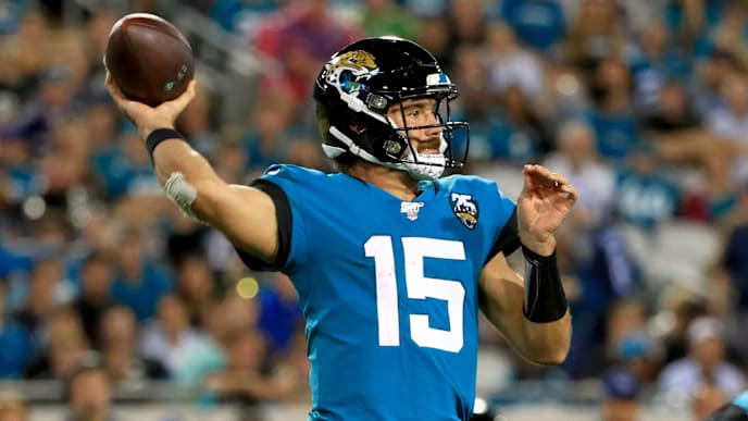 JACKSONVILLE, FLORIDA - SEPTEMBER 19: Gardner Minshew #15 of the Jacksonville Jaguars passes during a game against the Tennessee Titans at TIAA Bank Field on September 19, 2019 in Jacksonville, Florida. (Photo by Mike Ehrmann/Getty Images) JACKSONVILLE, FLORIDA - SEPTEMBER 19: Gardner Minshew #15 of the Jacksonville Jaguars passes during a game against the Tennessee Titans at TIAA Bank Field on September 19, 2019 in Jacksonville, Florida. (Photo by Mike Ehrmann/Getty Images)