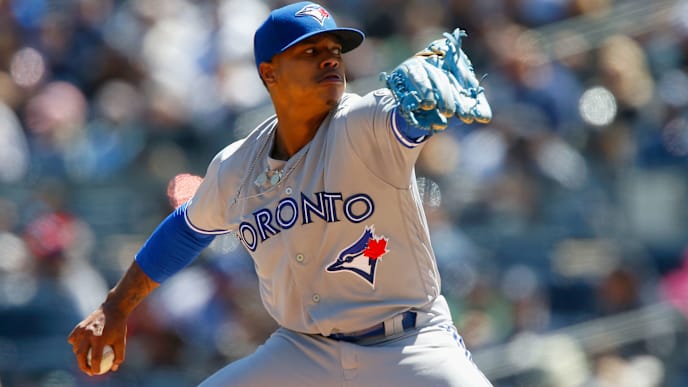 NEW YORK, NY - APRIL 21: Marcus Stroman #6 of the Toronto Blue Jays pitches in the first inning against the New York Yankees at Yankee Stadium on April 21, 2018 in the Bronx borough of New York City. (Photo by Jim McIsaac/Getty Images) NEW YORK, NY - APRIL 21: Marcus Stroman #6 of the Toronto Blue Jays pitches in the first inning against the New York Yankees at Yankee Stadium on April 21, 2018 in the Bronx borough of New York City. (Photo by Jim McIsaac/Getty Images)