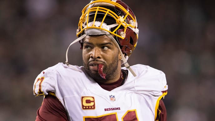 PHILADELPHIA, PA - DECEMBER 26: Trent Williams #71 of the Washington Redskins walks off the field at the end of the first half against the Philadelphia Eagles on December 26, 2015 at Lincoln Financial Field in Philadelphia, Pennsylvania. (Photo by Mitchell Leff/Getty Images) PHILADELPHIA, PA - DECEMBER 26: Trent Williams #71 of the Washington Redskins walks off the field at the end of the first half against the Philadelphia Eagles on December 26, 2015 at Lincoln Financial Field in Philadelphia, Pennsylvania. (Photo by Mitchell Leff/Getty Images)