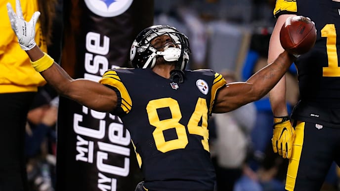 Antonio Brown Memes >> Funniest Antonio Brown Helmet Controversy Memes And Tweets Antonio Brown Memes >> Funniest Antonio Brown Helmet Controversy Memes And Tweets