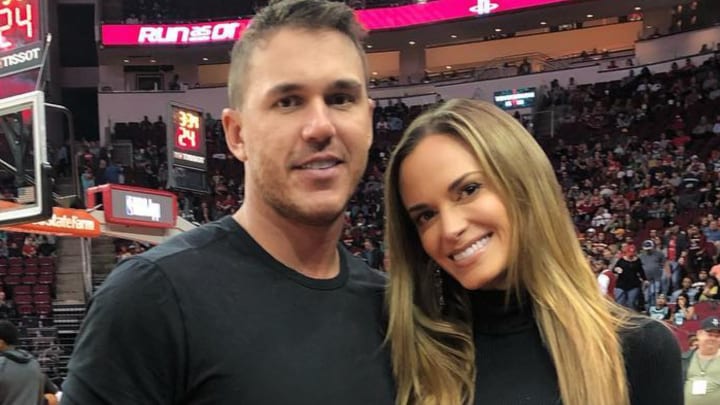 Brooks Koepka Shows Off His New Physique With His Topless Girlfriend Jena Sims 