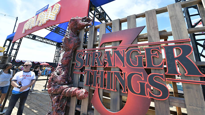 New 'Stranger Things' Fan Theory Argues This Surprising ...