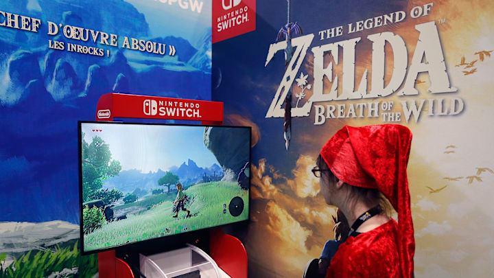 Un fiel seguidor de Zelda disfrutando de la feria de los videojuegos en Paris 