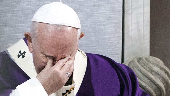 El Papa Francisco es uno de los famosos que genera preocupación por el Coronavirus 