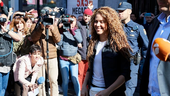 Shakira Attends Court For Plagiarising The Song 'La Bicicleta'