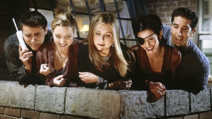 Friends subastará más de 100 artículos
