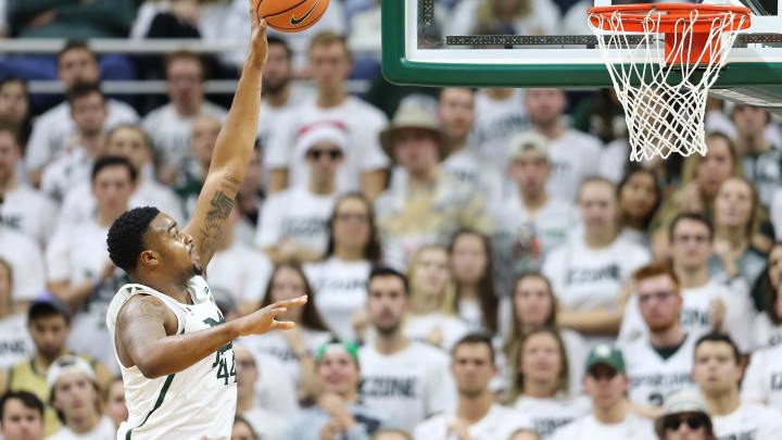 EAST LANSING, MI – NOVEMBER 30: Nick Ward #44 of the Michigan State Spartans shoots the ball during the game against the Notre Dame Fighting Irish at Breslin Center on November 30, 2017 in East Lansing, Michigan. (Photo by Rey Del Rio/Getty Images)