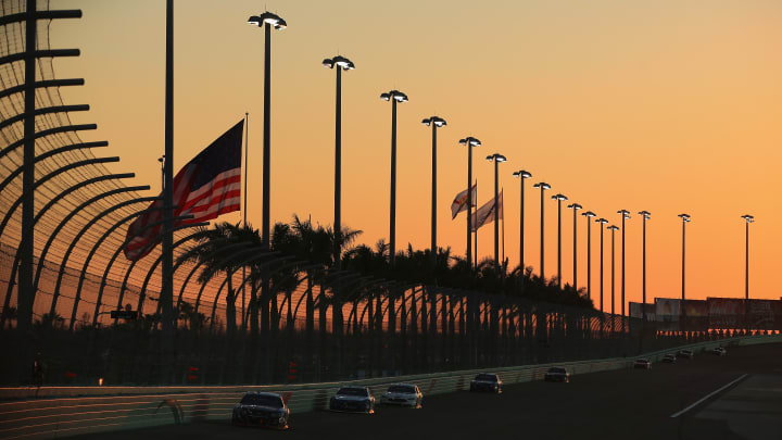 HOMESTEAD, FL – NOVEMBER 19: Austin Dillon leads a pack of cars during the Monster Energy NASCAR Cup Series Championship Ford EcoBoost 400 at Homestead-Miami Speedway on November 19, 2017 in Homestead, Florida. (Photo by Chris Trotman/Getty Images)