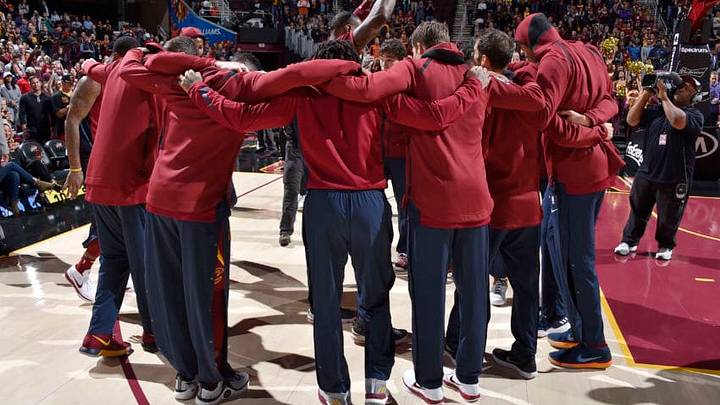 CLEVELAND, OH - NOVEMBER 1: The Cleveland Cavaliers huddle before the game against the Indiana Pacers on November 1, 2017 at Quicken Loans Arena in Cleveland, Ohio. NOTE TO USER: User expressly acknowledges and agrees that, by downloading and or using this Photograph, user is consenting to the terms and conditions of the Getty Images License Agreement. Mandatory Copyright Notice: Copyright 2017 NBAE (Photo by David Liam Kyle/NBAE via Getty Images)
