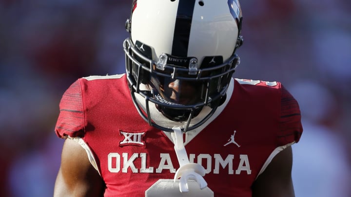 NORMAN, OK – SEPTEMBER 25: Cornerback D.J. Graham #9 of the Oklahoma Sooners gets set for a game against the West Virginia Mountaineers at Gaylord Family Oklahoma Memorial Stadium on September 25, 2021 in Norman, Oklahoma. Oklahoma won 16-13. (Photo by Brian Bahr/Getty Images)