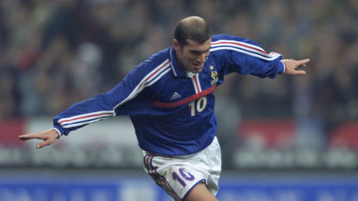 France, Zinedine Zidane (ELECTRONIC IMAGE) (Photo credit should read PATRICK HERTZOG/AFP via Getty Images)