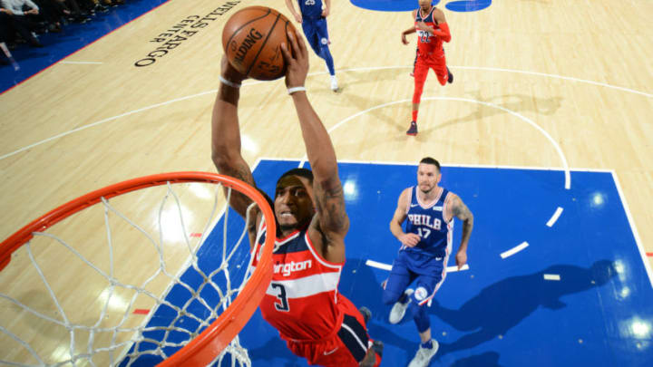 PHILADELPHIA,PA - NOVEMBER 29 : Bradley Beal #3 of the Washington Wizards dunks the ball against the Philadelphia 76ers at Wells Fargo Center on November 29, 2017 in Philadelphia, Pennsylvania NOTE TO USER: User expressly acknowledges and agrees that, by downloading and/or using this Photograph, user is consenting to the terms and conditions of the Getty Images License Agreement. Mandatory Copyright Notice: Copyright 2017 NBAE (Photo by Jesse D. Garrabrant/NBAE via Getty Images)