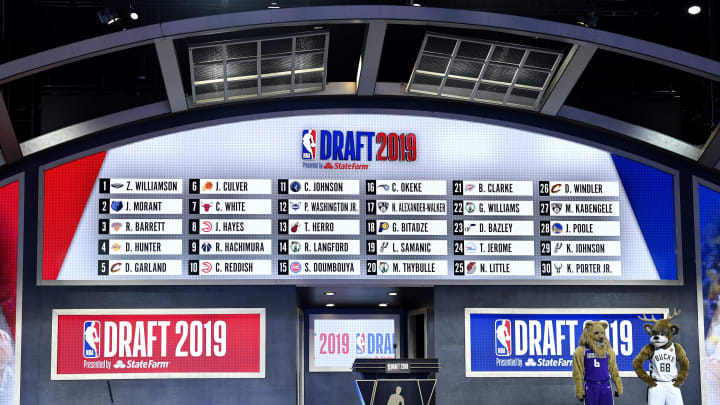 NEW YORK, NEW YORK – JUNE 20: The first round draft board(Photo by Sarah Stier/Getty Images)